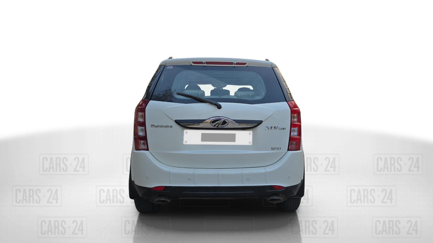 2015 Mahindra XUV500 W10, Diesel, Manual, 97,253 km, Back/Rear