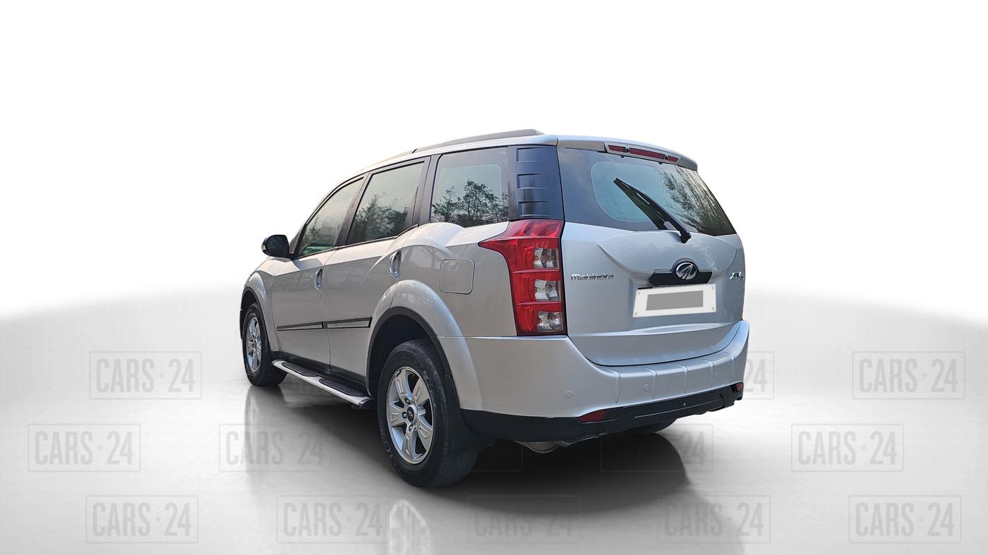 2012 Mahindra XUV500 W8, Diesel, Manual, 1,02,136 km, Left Back Diagonal