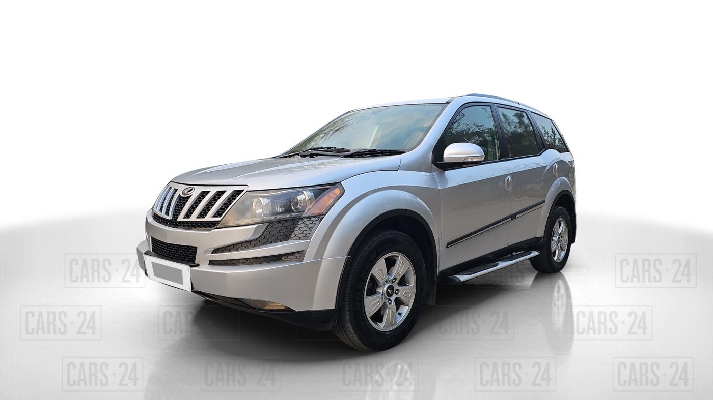 2012 Mahindra XUV500 W8, Diesel, Manual, 1,02,136 km, Left Front Diagonal
