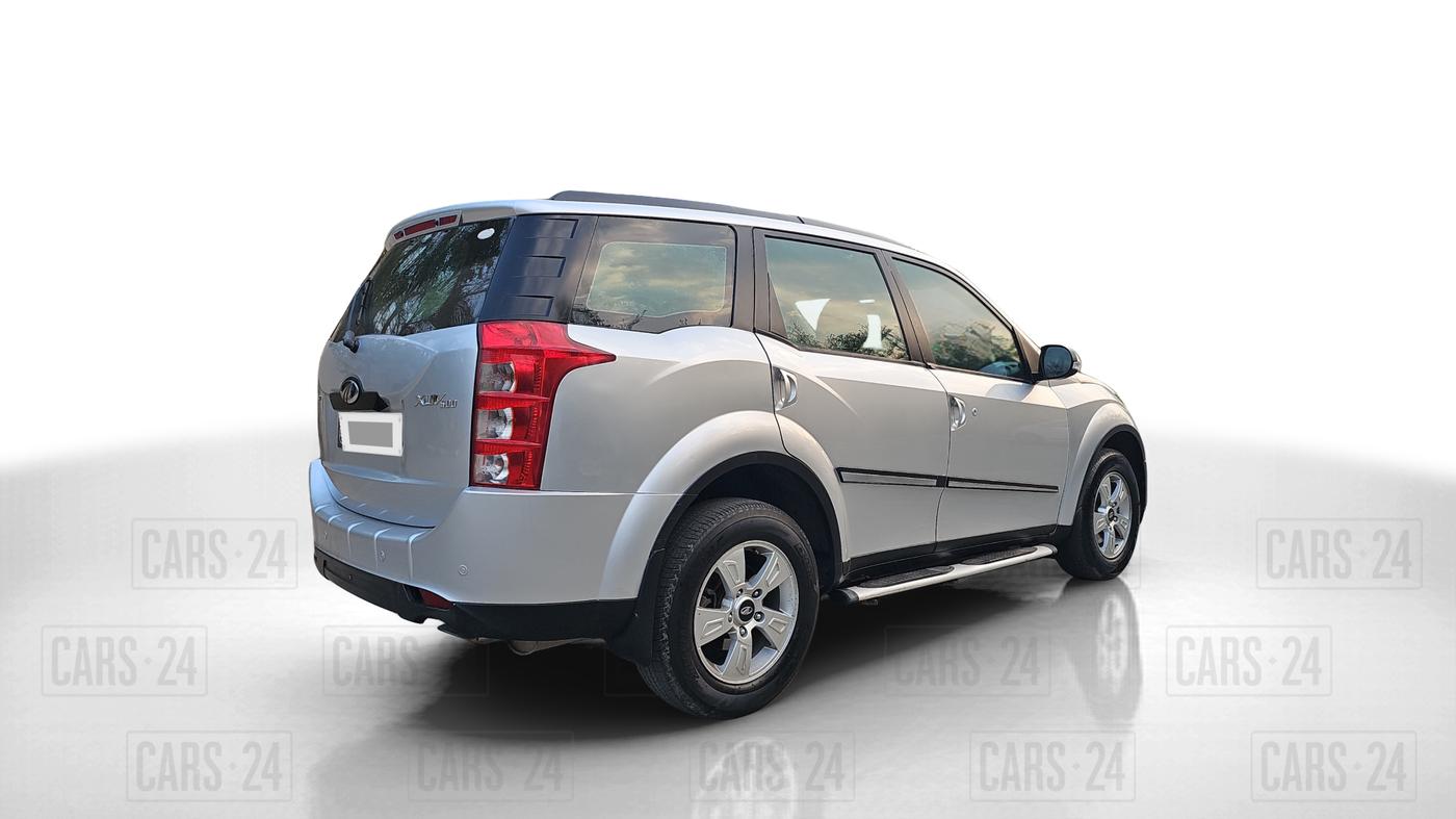 2012 Mahindra XUV500 W8, Diesel, Manual, 1,02,136 km, Right Back Diagonal