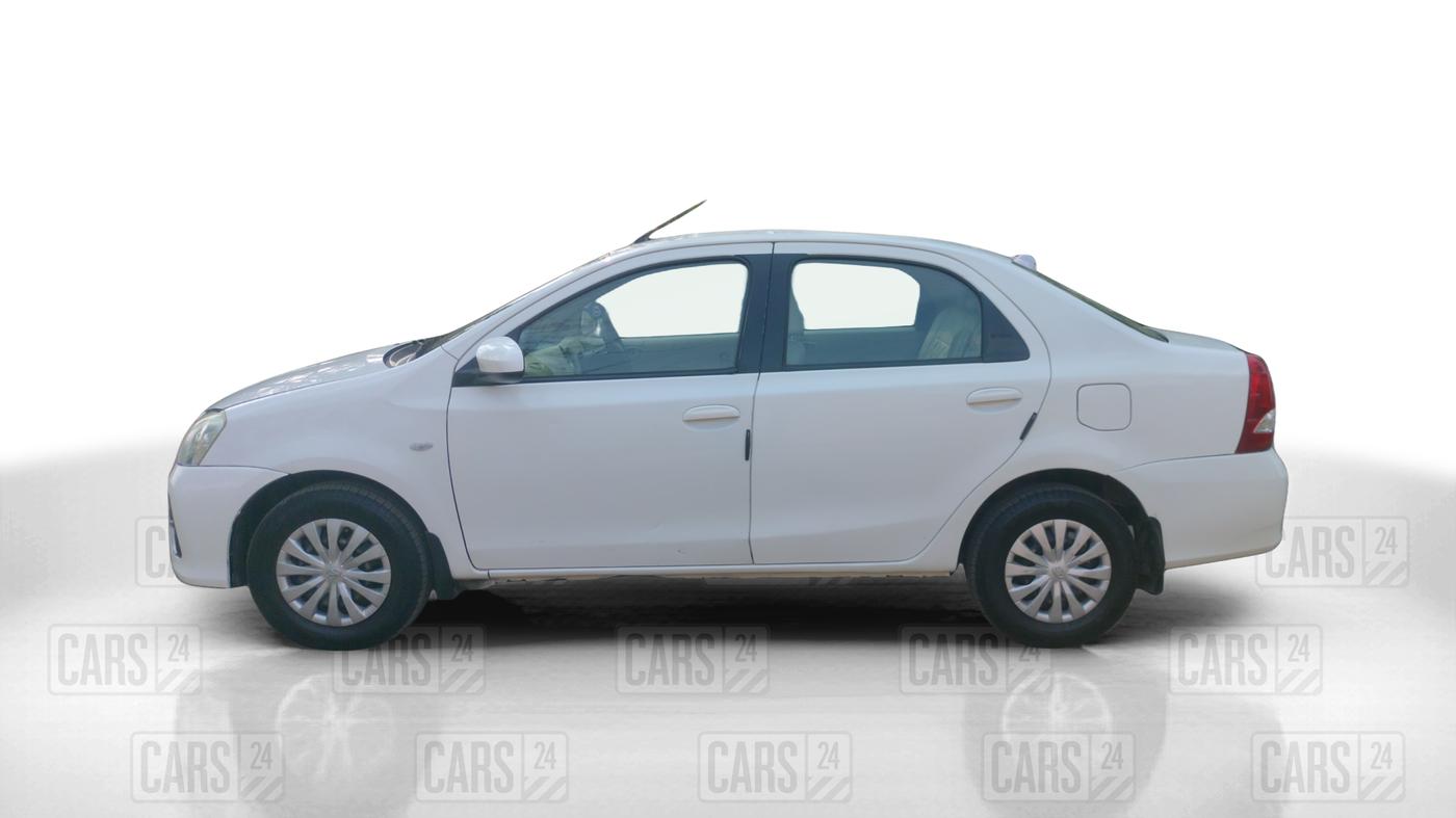 2017 Toyota Etios GD, Diesel, Manual, 83,256 km, Left Side