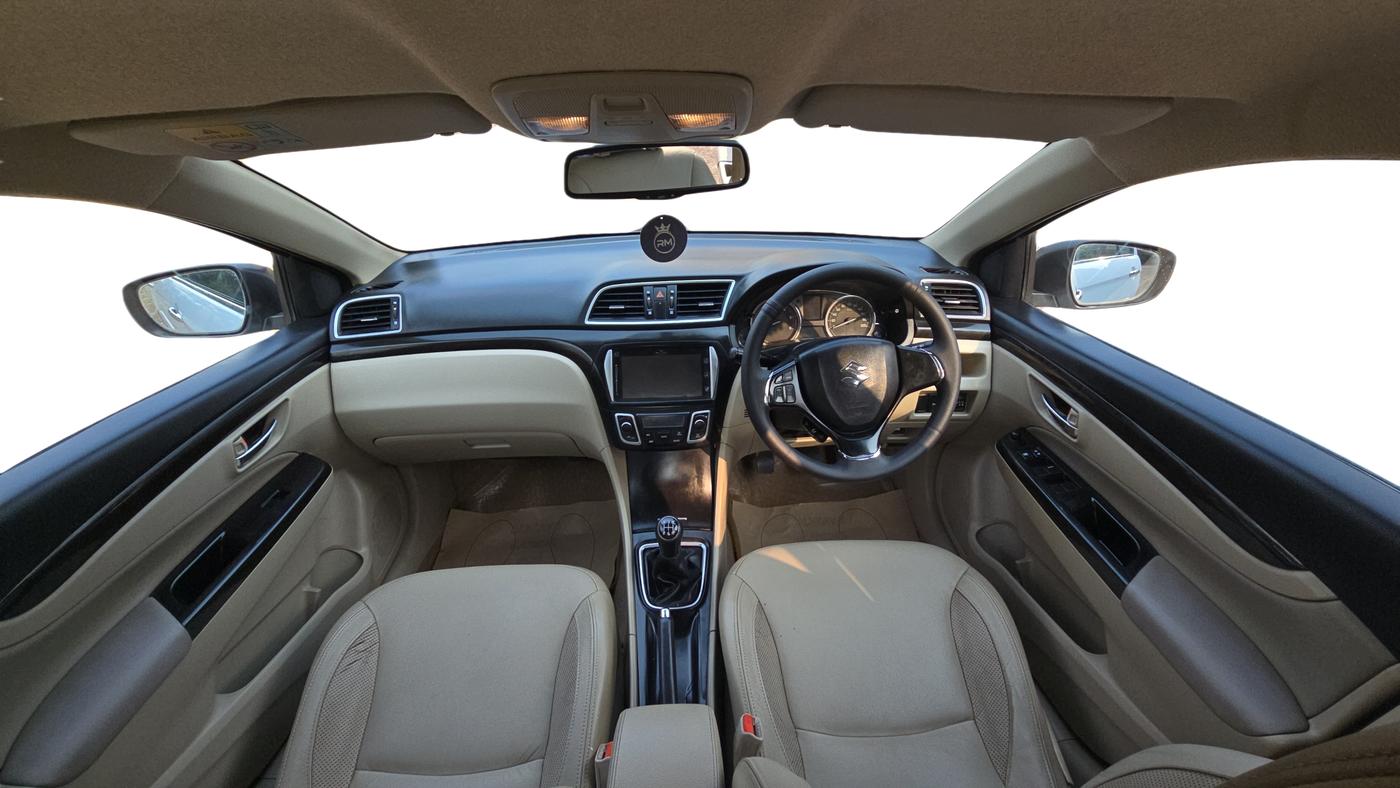 2015 Maruti Ciaz ZDI+ SHVS, Diesel, Manual, 96,224 km, Dashboard