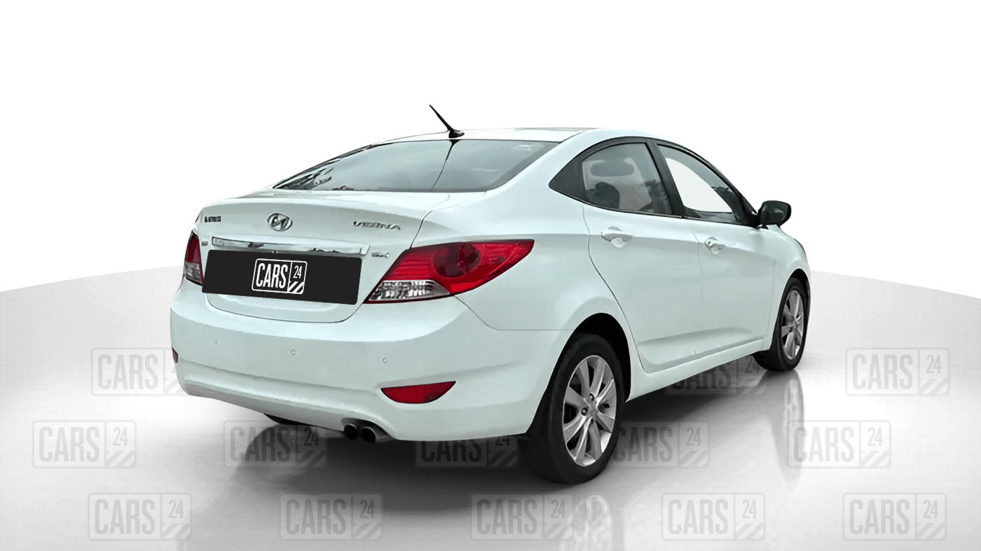 2012 Hyundai Verna FLUIDIC 1.6 CRDI SX, Diesel, Manual, 50,181 km, Right Back Diagonal