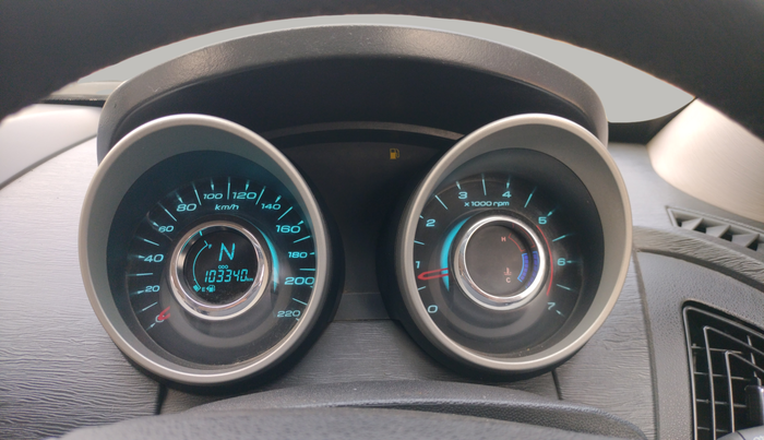 2017 Mahindra XUV500 W10 AWD AT, Diesel, Automatic, 1,03,340 km, Odometer Image