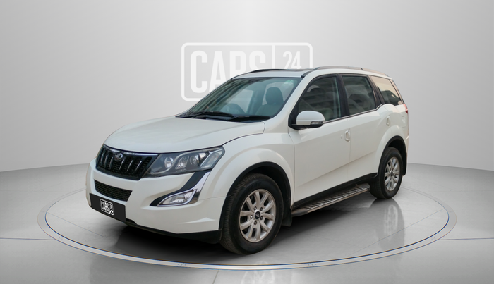 2017 Mahindra XUV500 W10 AWD AT, Diesel, Automatic, 1,03,340 km, Left Front Diagonal