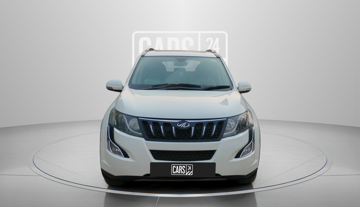 2017 Mahindra XUV500 W10 AWD AT, Diesel, Automatic, 1,03,340 km, Front