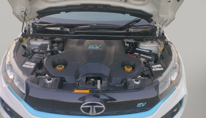 2022 Tata NEXON EV XZ PLUS, Electric, Automatic, 56,947 km, Open Bonnet