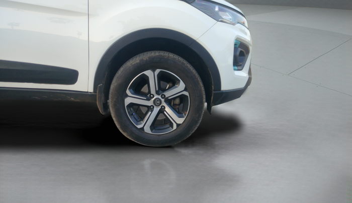 2022 Tata NEXON EV XZ PLUS, Electric, Automatic, 56,947 km, Right Front Wheel
