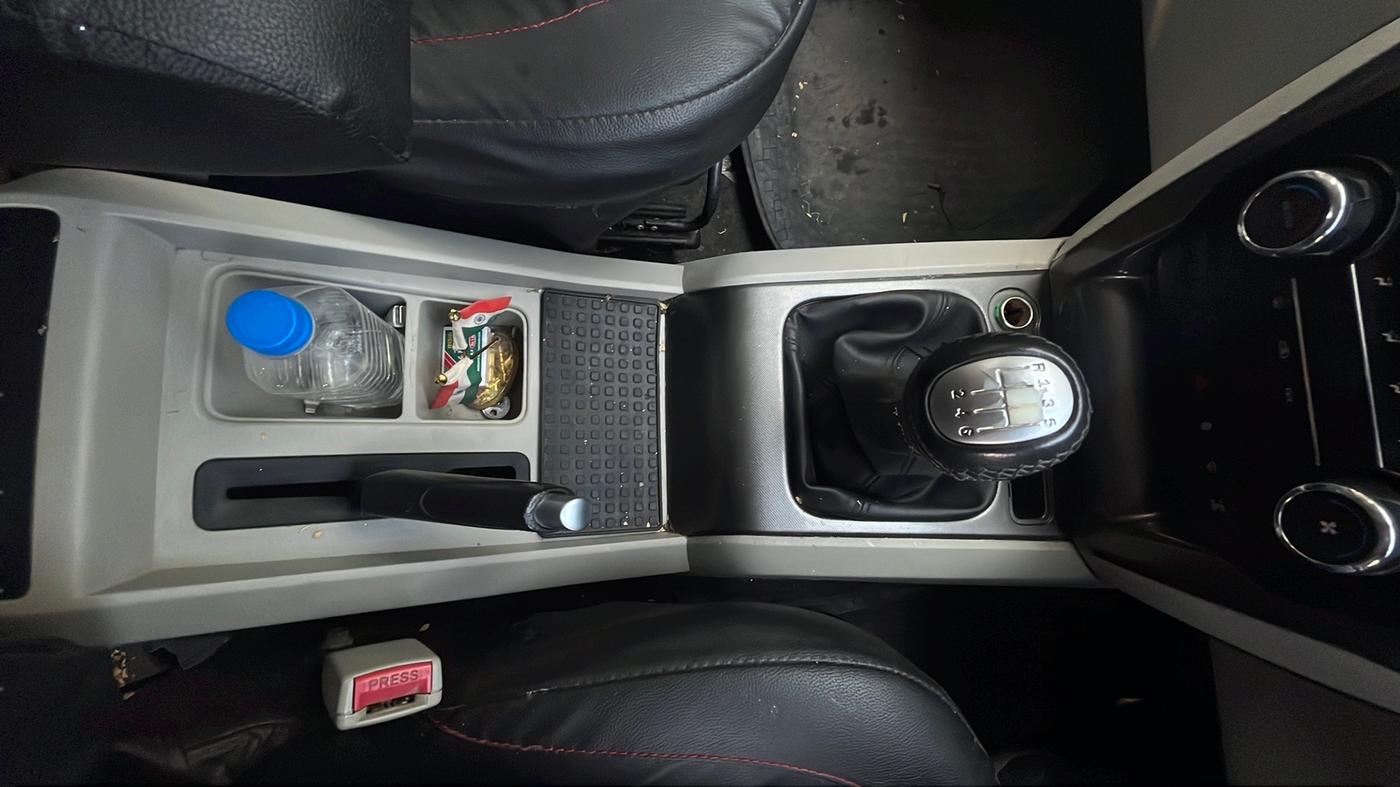 2018 Mahindra Scorpio S11 2WD, Diesel, Manual, 85,000 km, Gear Lever