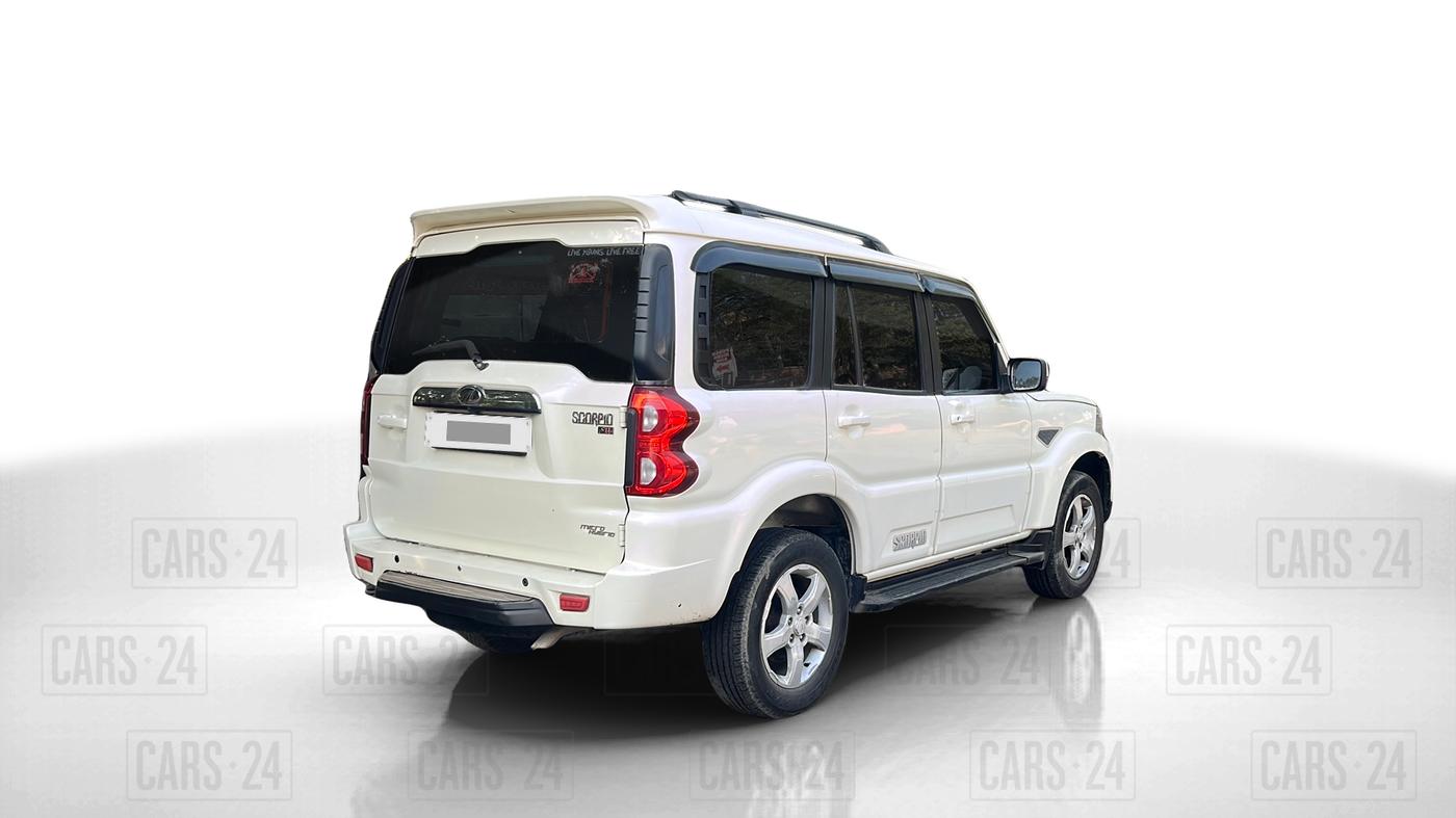 2018 Mahindra Scorpio S11 2WD, Diesel, Manual, 85,000 km, Right Back Diagonal