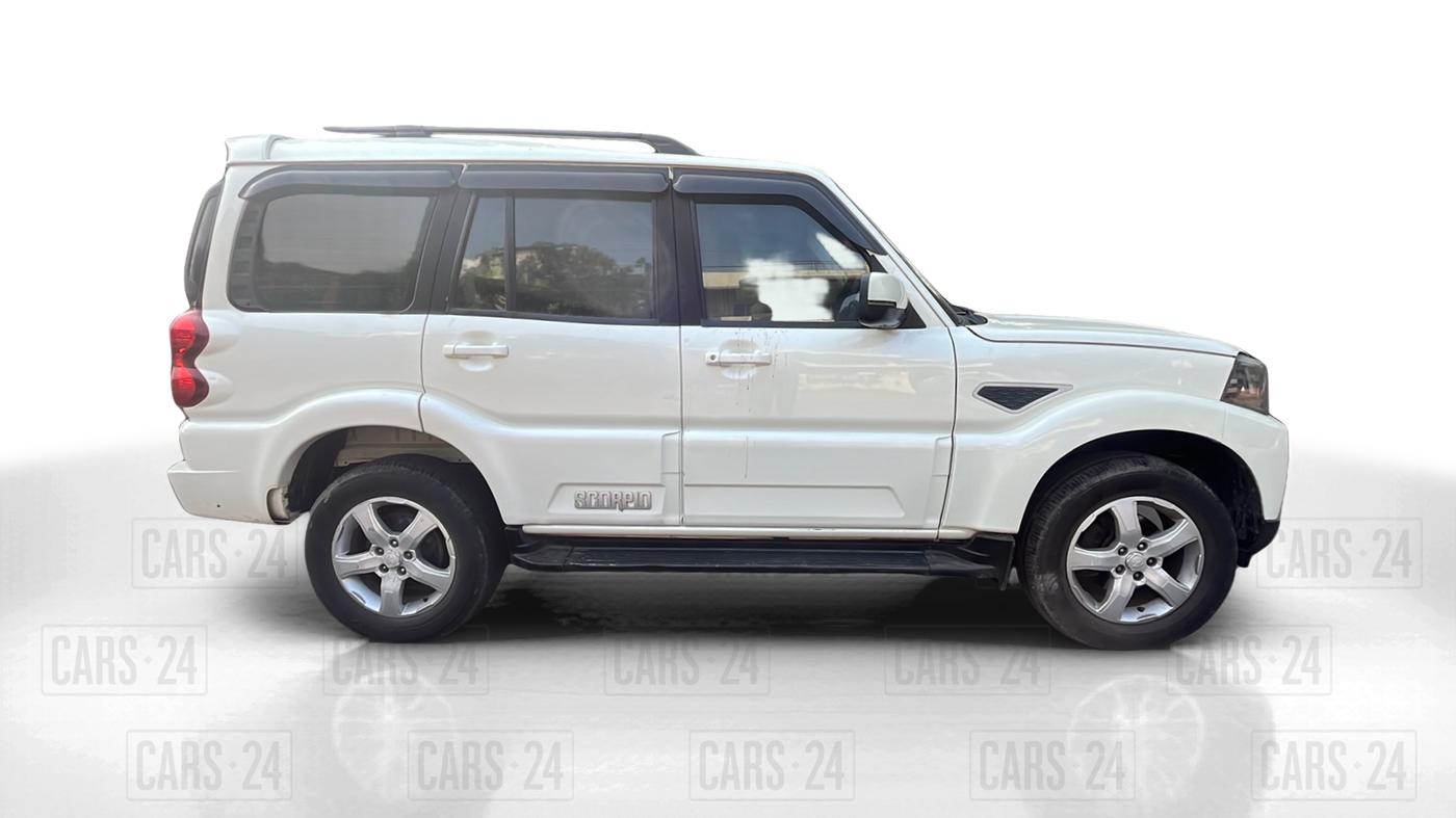 2018 Mahindra Scorpio S11 2WD, Diesel, Manual, 85,000 km, Right Side View