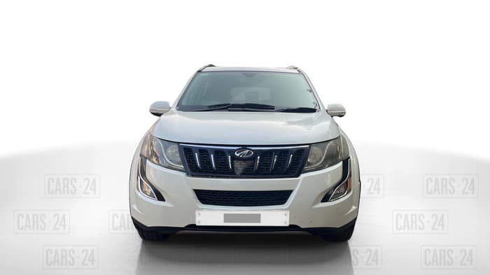 2018 Mahindra XUV500 W10, Diesel, Manual, 84,000 km, Front