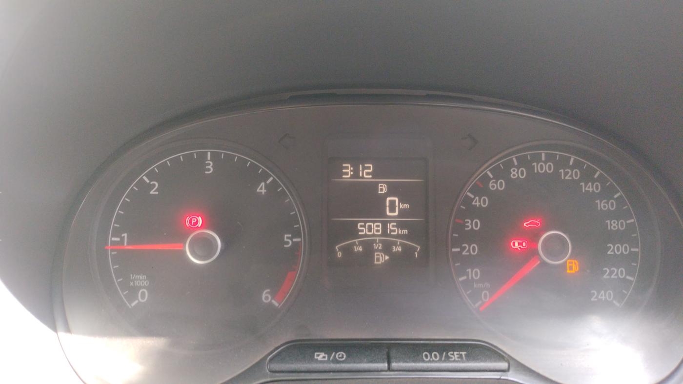 2015 Volkswagen Cross Polo HIGHLINE TDI, Diesel, Manual, 58,815 km, Odometer Image