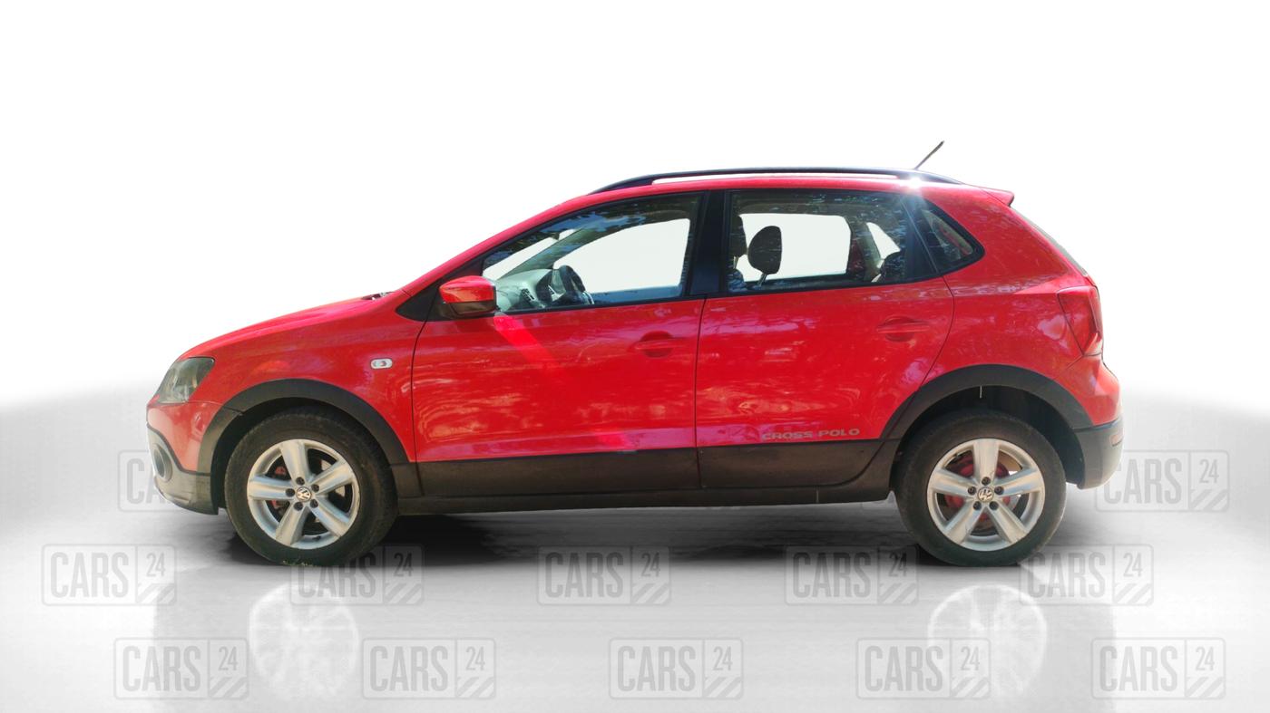 2015 Volkswagen Cross Polo HIGHLINE TDI, Diesel, Manual, 58,815 km, Left Side
