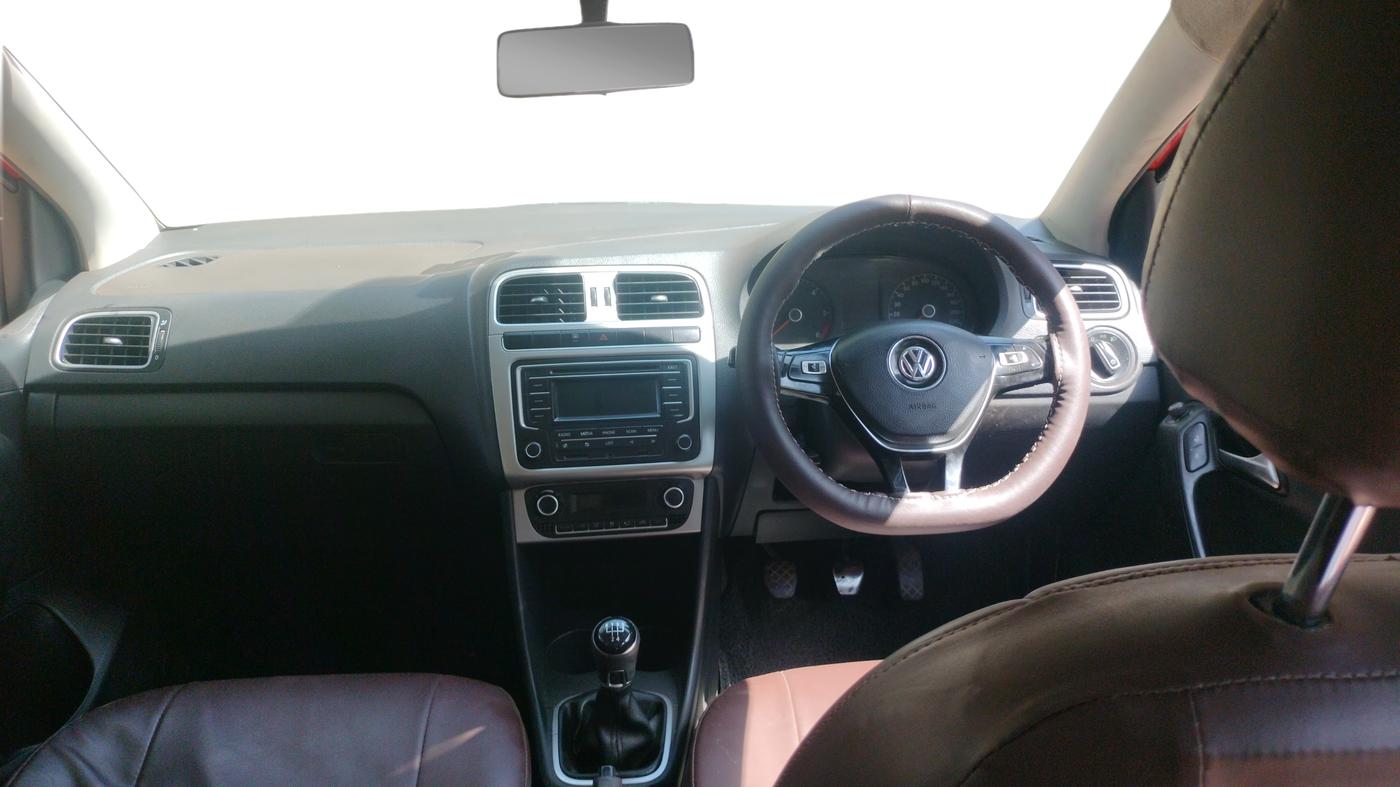 2015 Volkswagen Cross Polo HIGHLINE TDI, Diesel, Manual, 58,815 km, Dashboard