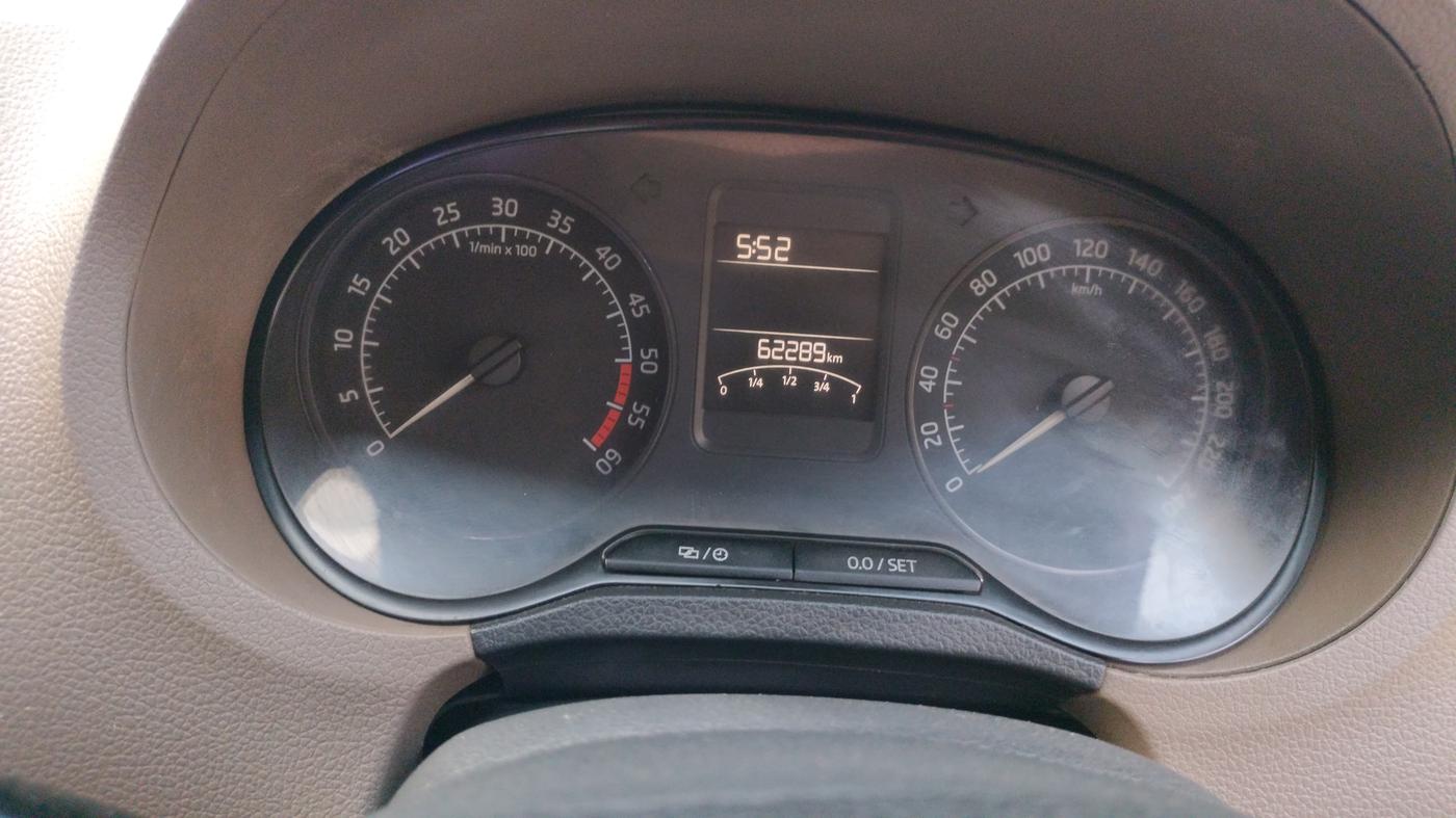 2015 Skoda Rapid 1.5 TDI CR ELEGANCE AT, Diesel, Automatic, 62,289 km, Odometer Image