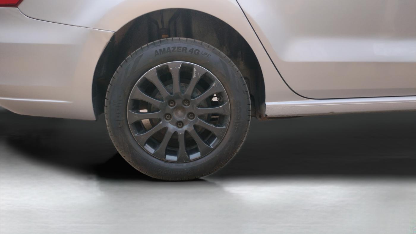 2015 Skoda Rapid 1.5 TDI CR ELEGANCE AT, Diesel, Automatic, 62,289 km, Right Rear Wheel