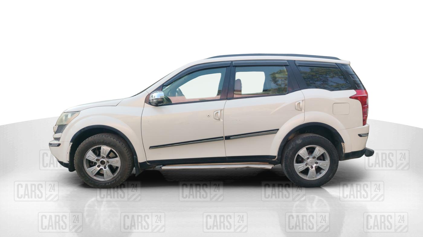 2014 Mahindra XUV500 W8, Diesel, Manual, 76,293 km, Left Side