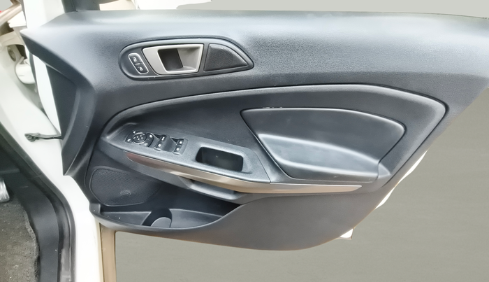 2018 Ford Ecosport TITANIUM 1.5L DIESEL, Diesel, Manual, 67,580 km, Driver Side Door Panel Controls