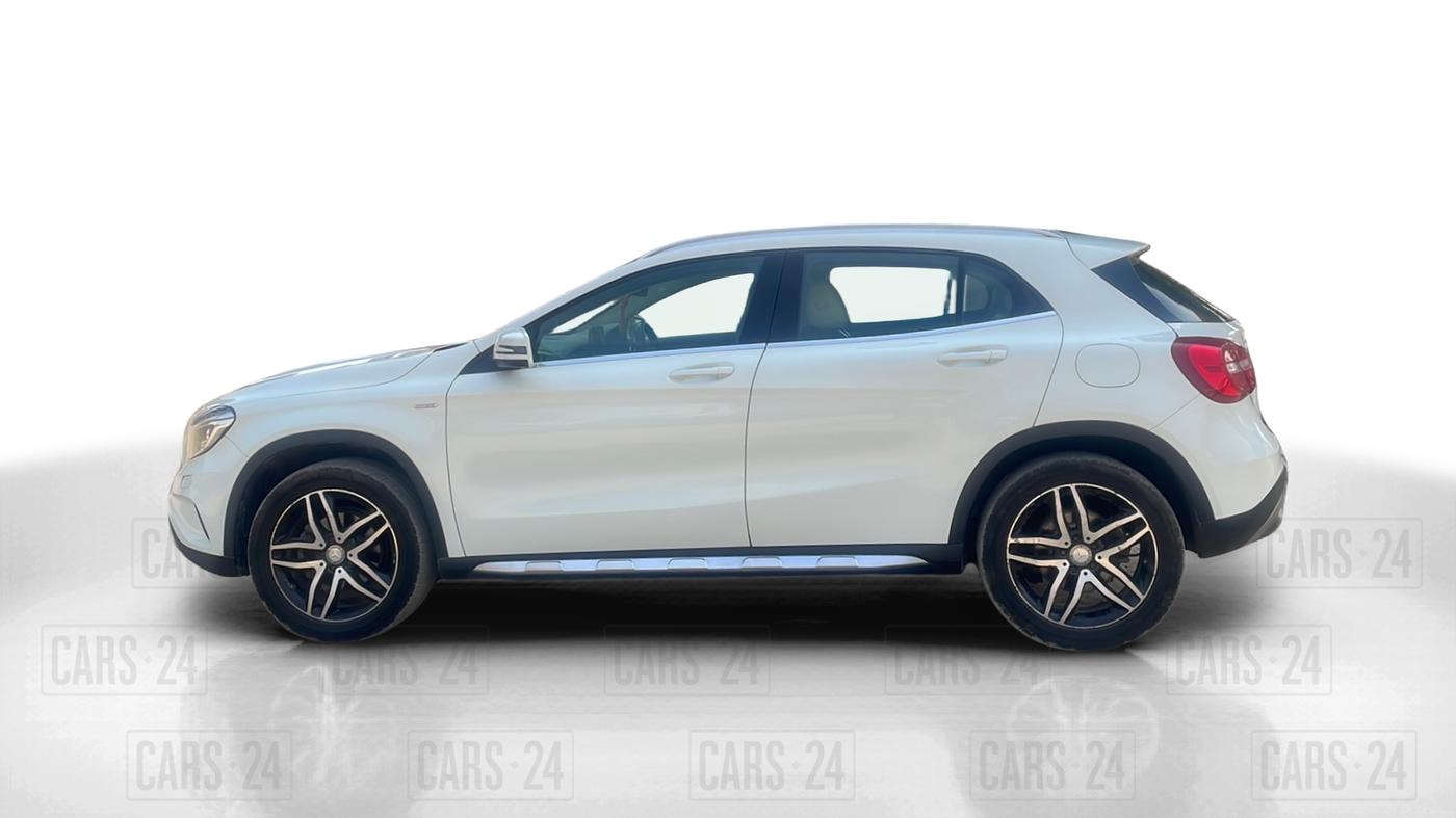 2017 Mercedes Benz GLA Class 200 CDI SPORT, Diesel, Automatic, 68,224 km, Left Side