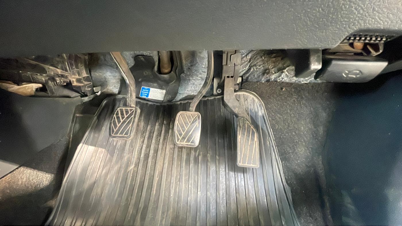 2017 Maruti Vitara Brezza VDI, Diesel, Manual, 1,03,274 km, Pedals