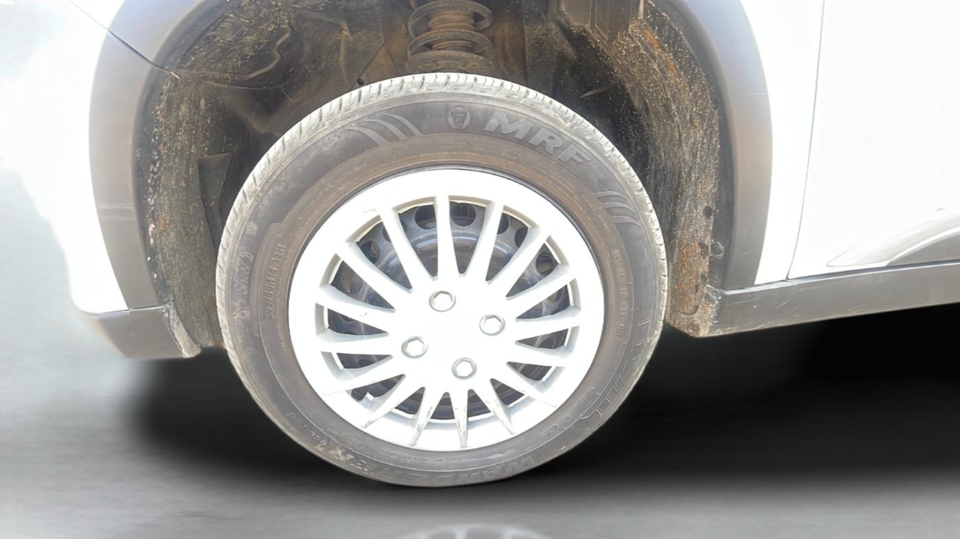 2017 Maruti Vitara Brezza VDI, Diesel, Manual, 1,03,274 km, Left Front Wheel