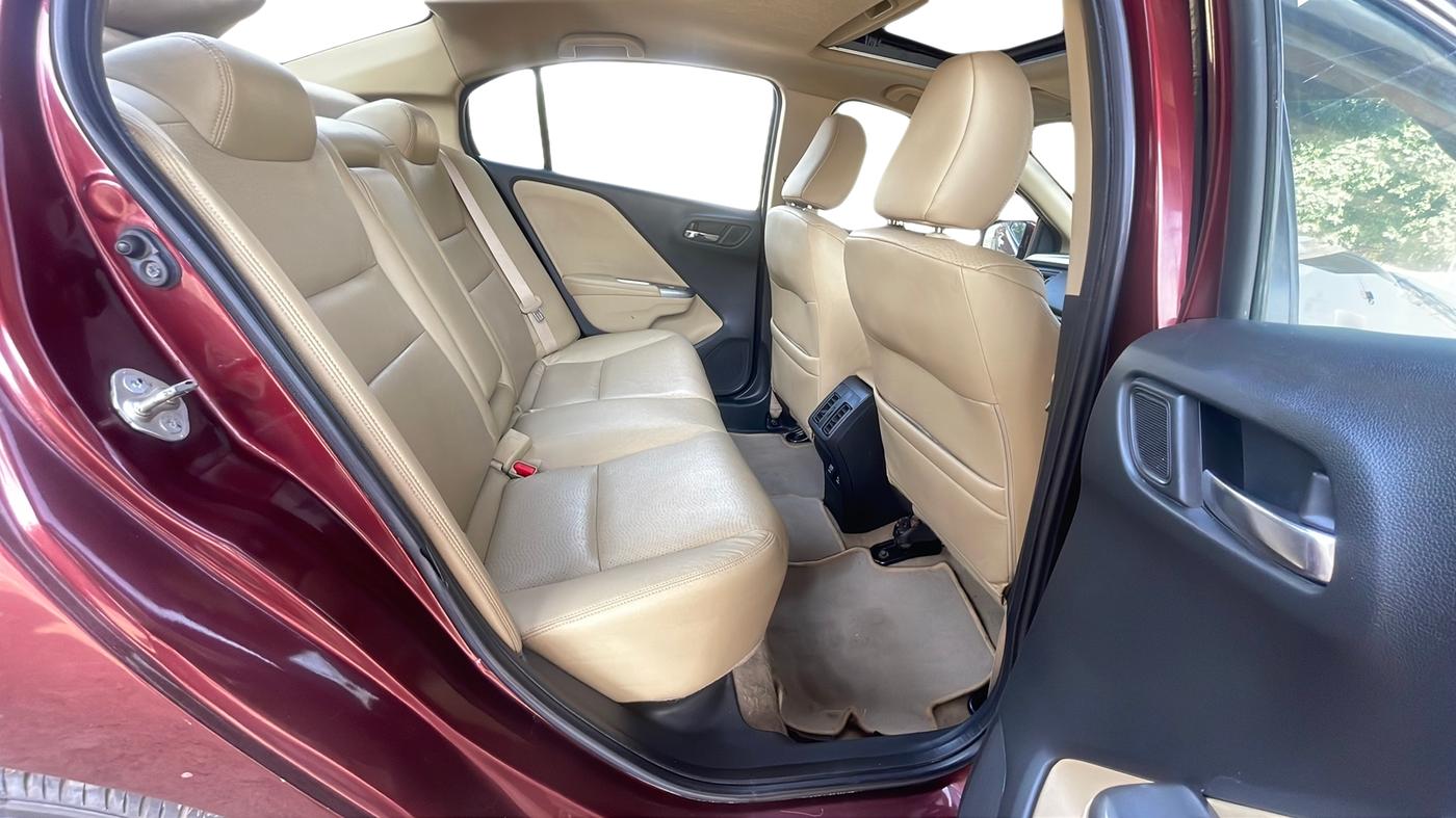 2014 Honda City 1.5L I-VTEC VX, Petrol, Manual, 49,121 km, Right Side Rear Door Cabin