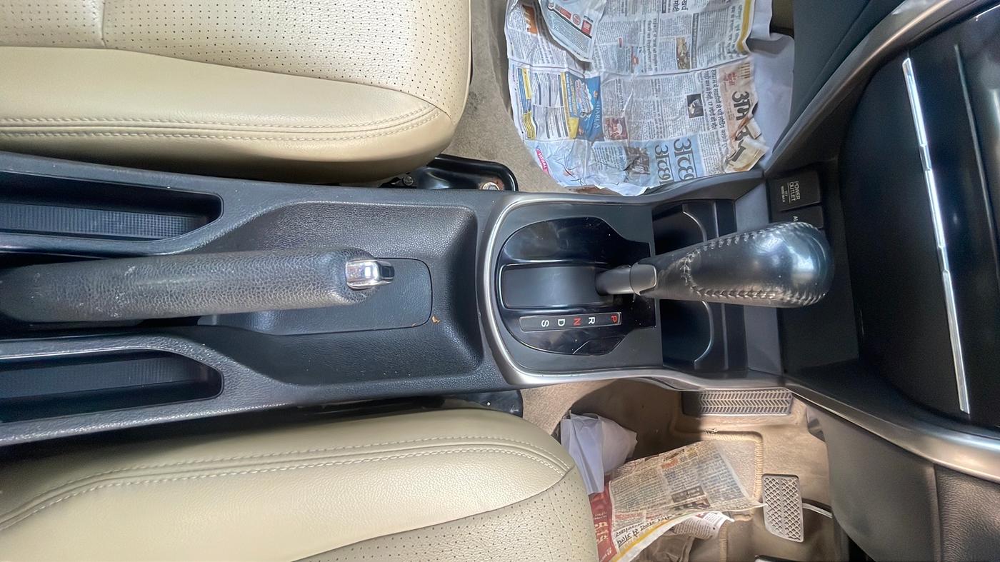 2014 Honda City 1.5L I-VTEC VX, Petrol, Manual, 49,121 km, Gear Lever