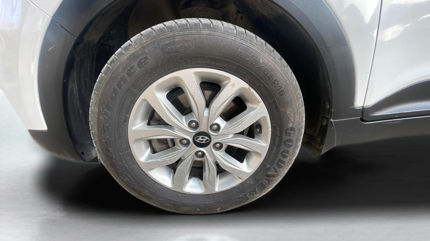 2018 Hyundai Creta S AT 1.6 DIESEL, Diesel, Automatic, 91,501 km, Left Front Wheel