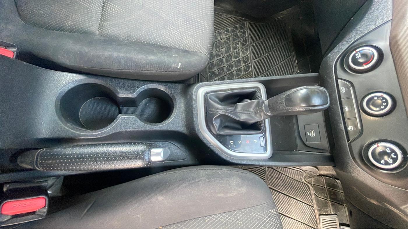 2018 Hyundai Creta S AT 1.6 DIESEL, Diesel, Automatic, 91,501 km, Gear Lever