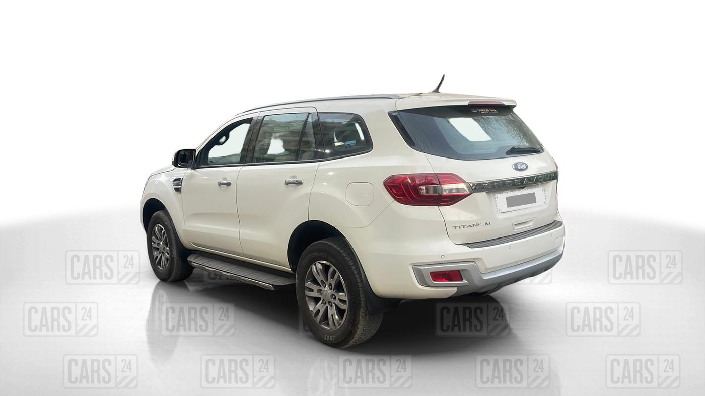 2017 Ford Endeavour TITANIUM 3.2 4X4 AT, Diesel, Automatic, 1,04,529 km, Left Back Diagonal