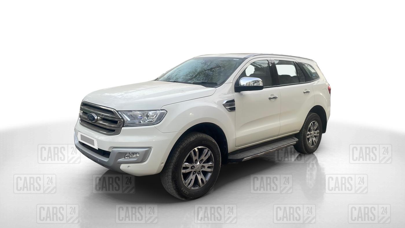 2017 Ford Endeavour TITANIUM 3.2 4X4 AT, Diesel, Automatic, 1,04,529 km, Left Front Diagonal