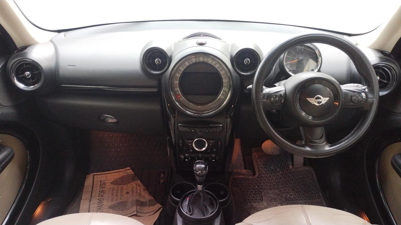 2016 BMW Mini COOPER D COUNTRYMAN, Diesel, Automatic, 77,001 km, Dashboard