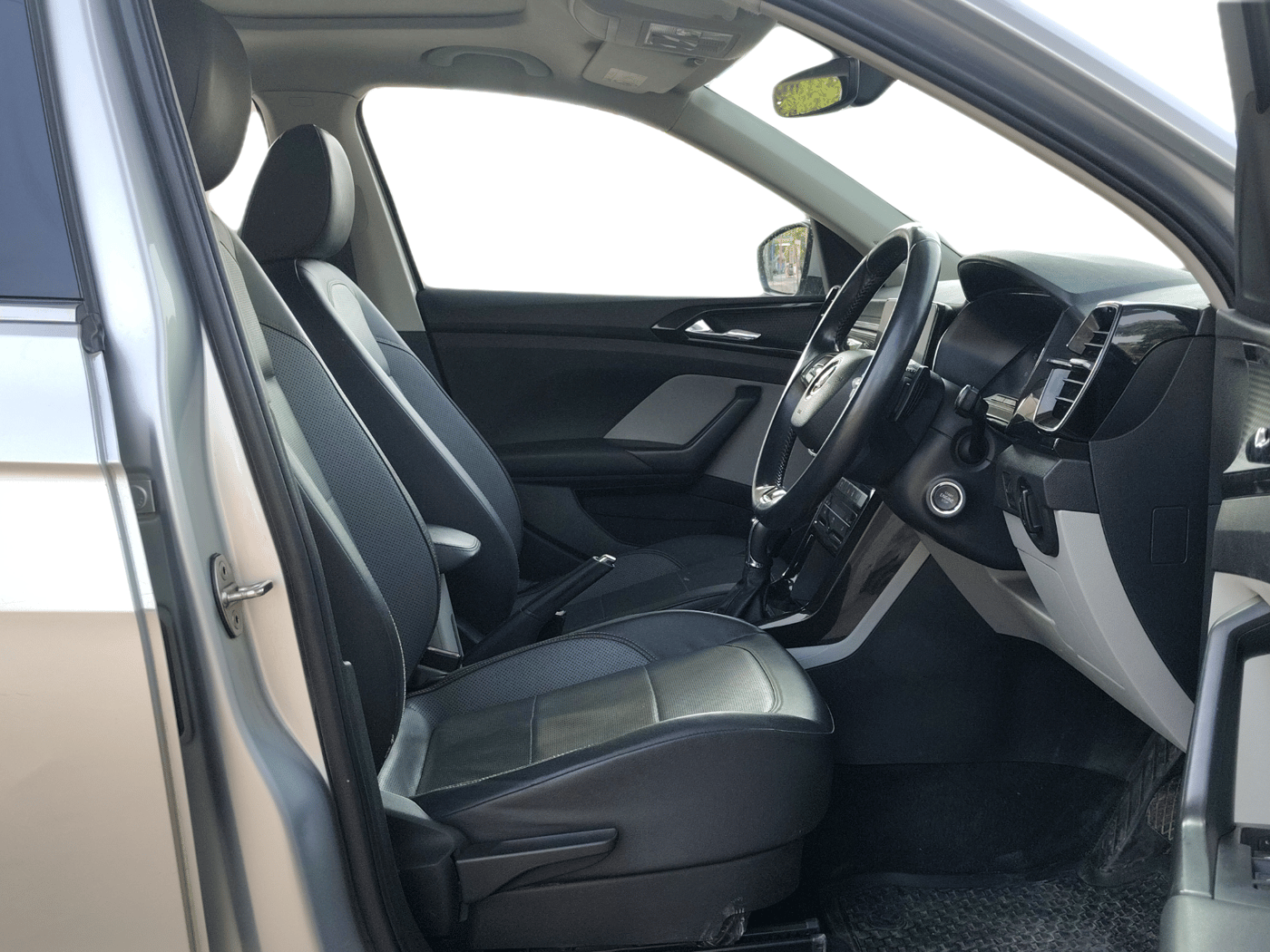 2021 Skoda KUSHAQ STYLE 1.0L TSI AT, Petrol, Automatic, 44,580 km, Right Side Front Door Cabin