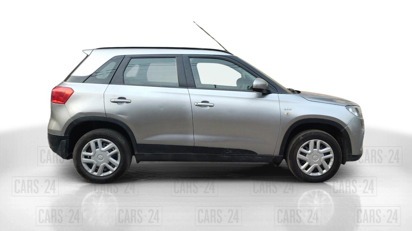 2017 Maruti Vitara Brezza VDI, Diesel, Manual, 56,383 km, Right Side View