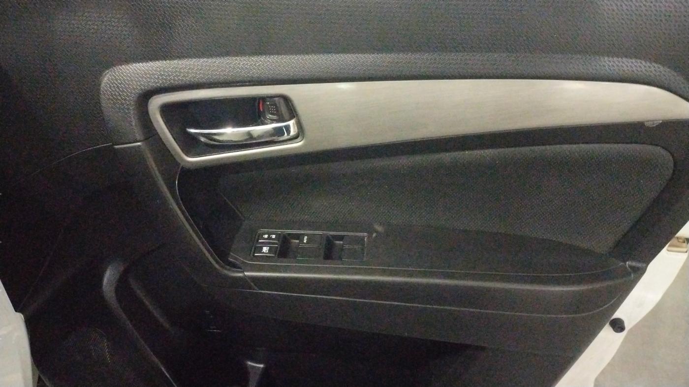 2019 Maruti Vitara Brezza ZDI AMT, Diesel, Automatic, 42,140 km, Driver Side Door Panel Controls