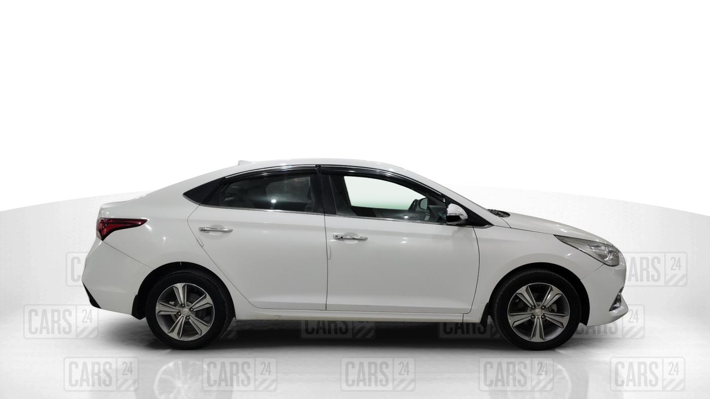 2018 Hyundai Verna 1.6 SX (O) CRDI MT, Diesel, Manual, 46,242 km, Right Side View