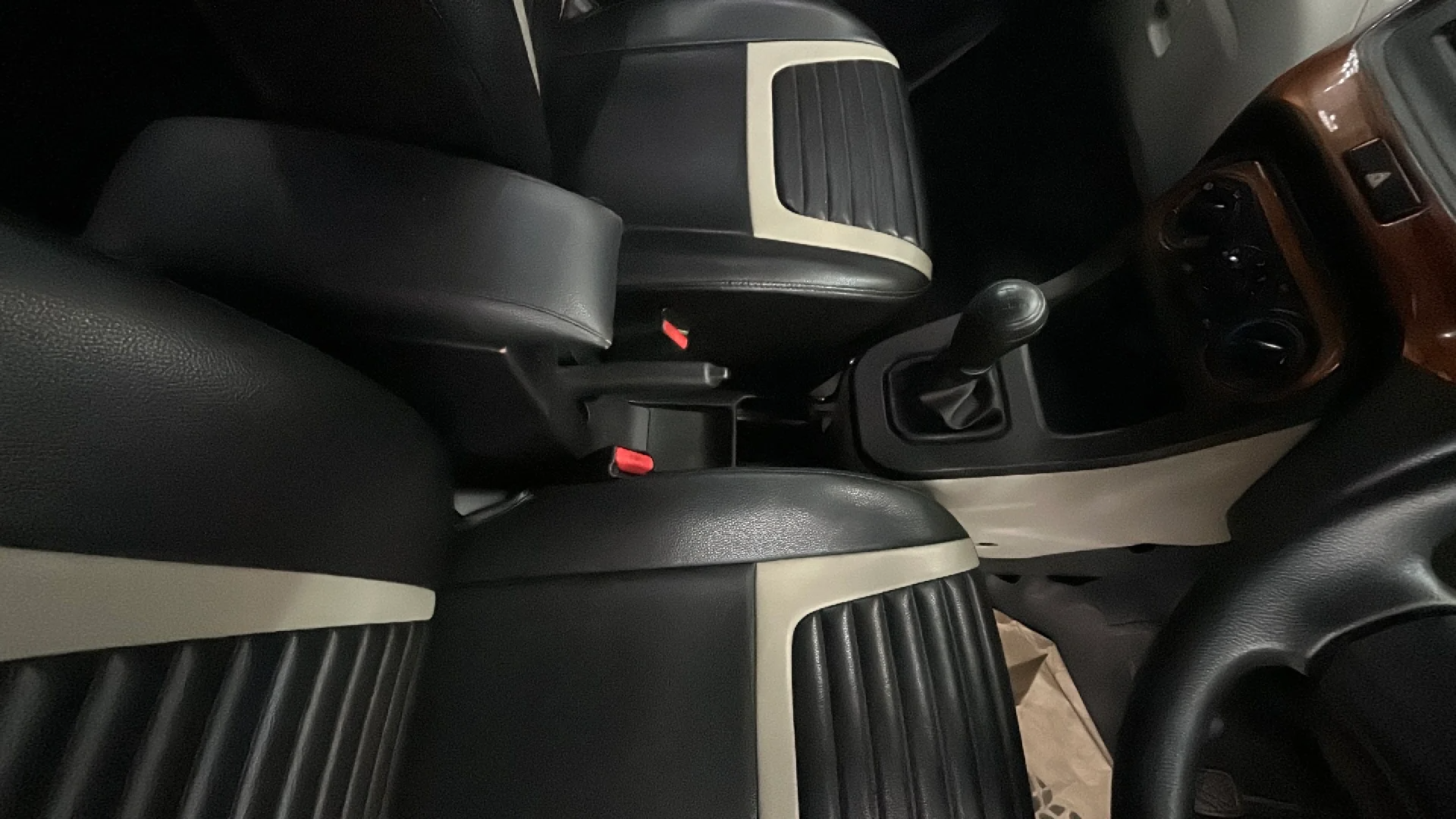 2022 Maruti New Wagon-R LXI 1.0, Petrol, Manual, 37,000 km, Gear Lever