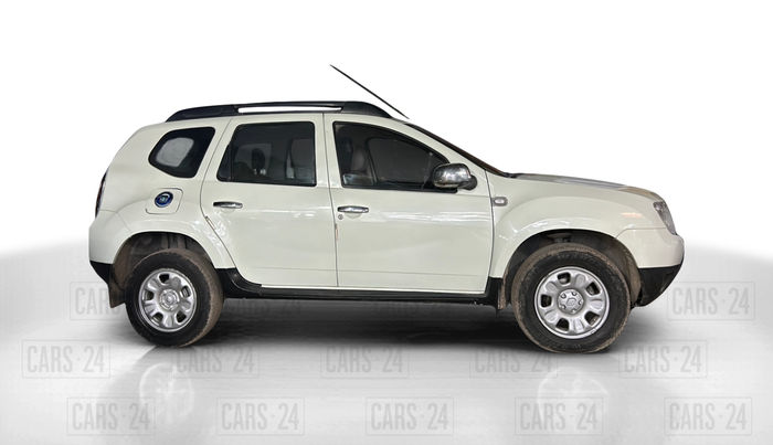 2014 Renault Duster 85 PS RXL DIESEL (OPT), Diesel, Manual, 68,000 km, Right Side View