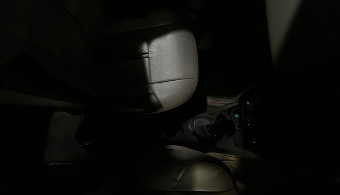 2014 Renault Duster 85 PS RXL DIESEL (OPT), Diesel, Manual, 68,000 km, Gear Lever