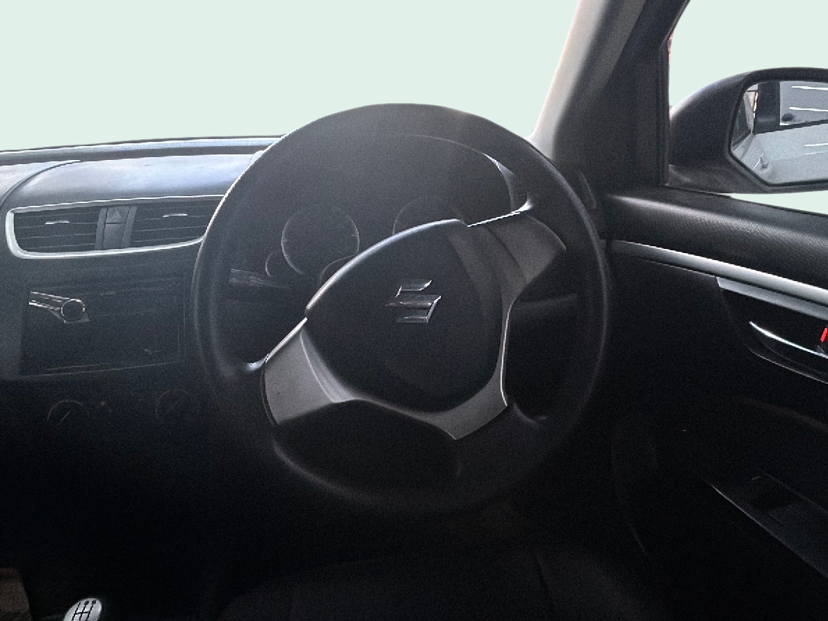2013 Maruti Swift VXI, Petrol, Manual, 52,885 km, Steering Wheel Close Up