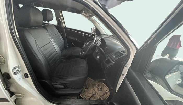 2013 Maruti Swift VXI, Petrol, Manual, 52,885 km, Right Side Front Door Cabin