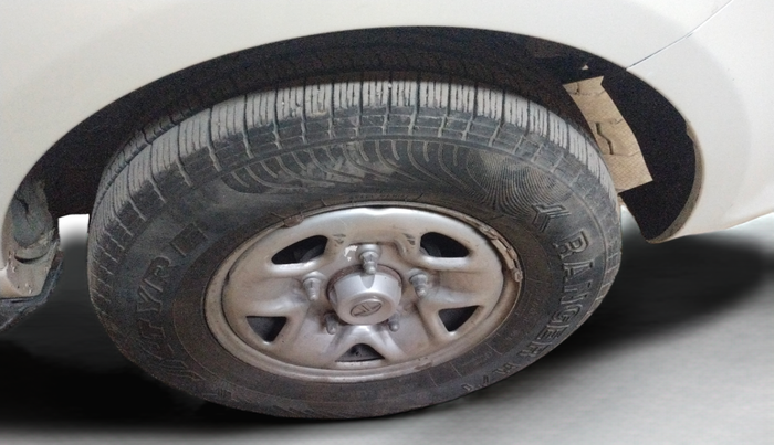 2013 Tata Safari Storme 2.2 LX 4X2, Diesel, Manual, 87,127 km, Right Front Wheel