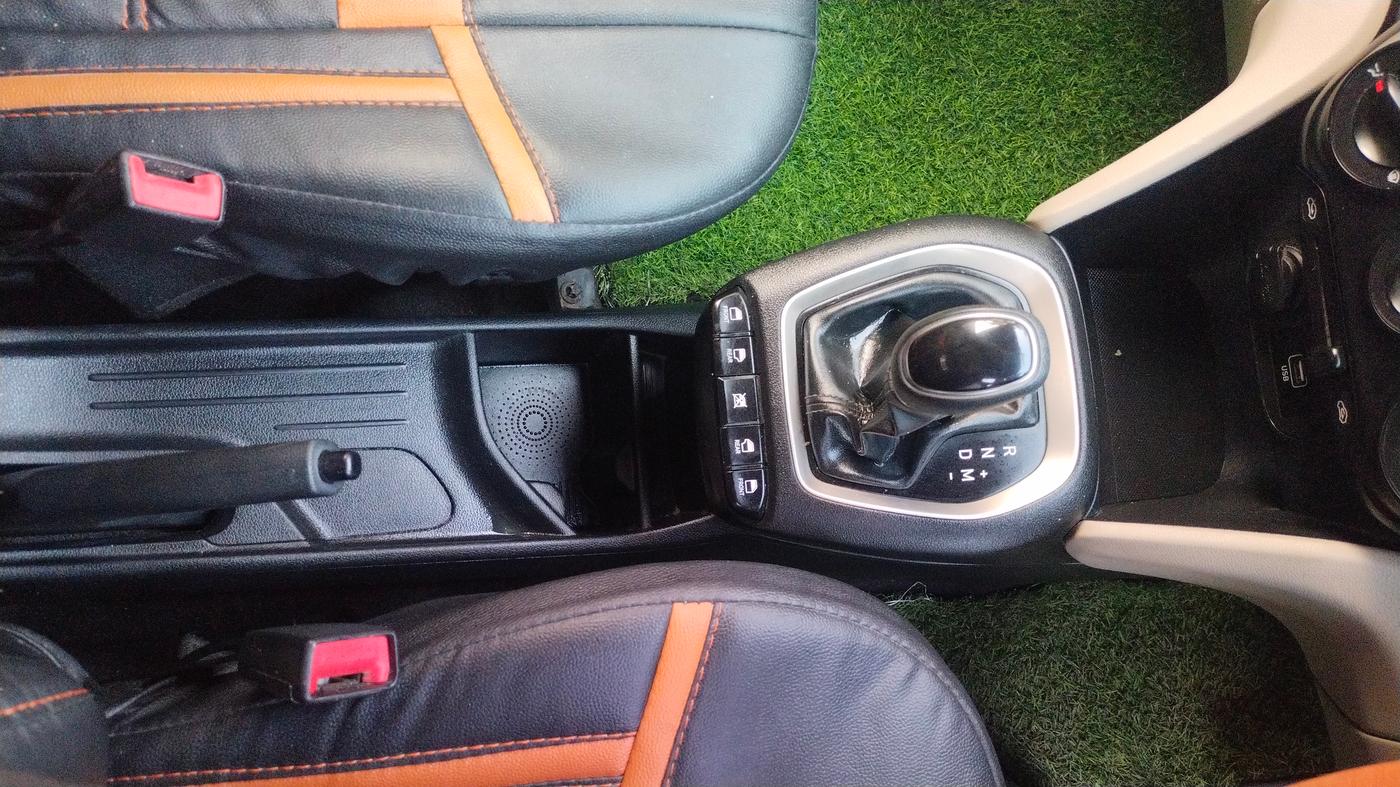 2019 Hyundai NEW SANTRO SPORTZ CNG, CNG, Manual, 46,859 km, Gear Lever