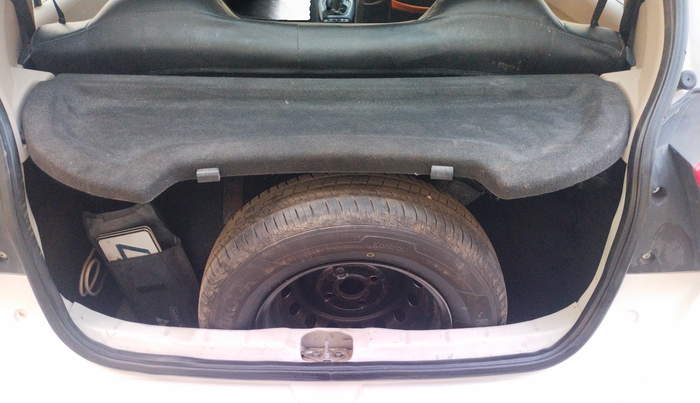 2019 Hyundai NEW SANTRO SPORTZ CNG, CNG, Manual, 46,859 km, Boot Inside