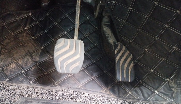 2021 Renault Kwid RXT 1.0 AMT (O), Petrol, Automatic, 35,086 km, Pedals