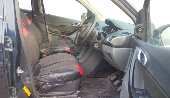 2018 Tata TIGOR XZ PLUS PETROL, Petrol, Manual, 49,269 km, Right Side Front Door Cabin