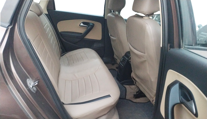 2016 Volkswagen Ameo HIGHLINE DSG 1.5 DIESEL , Diesel, Automatic, 1,69,172 km, Right Side Rear Door Cabin