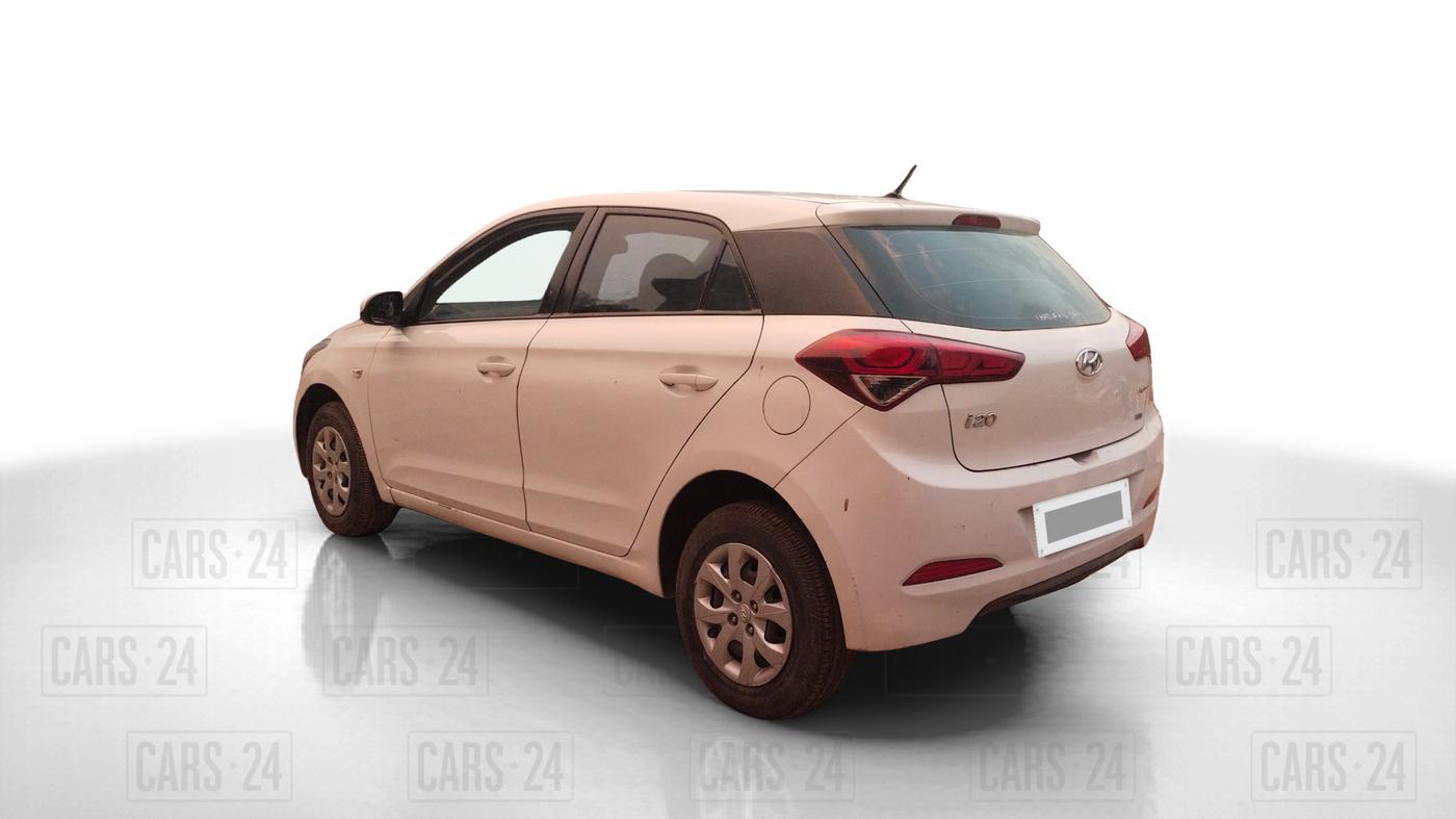 2015 Hyundai Elite i20 MAGNA 1.4 CRDI, Diesel, Manual, 68,226 km, Left Back Diagonal