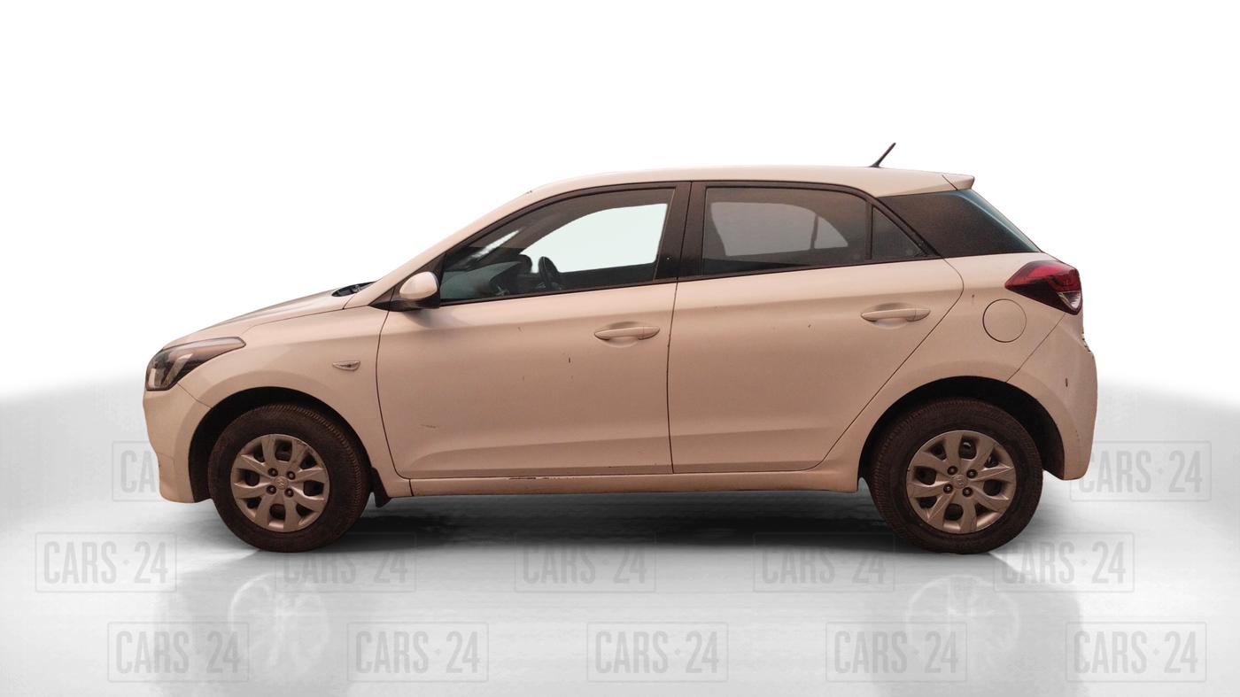 2015 Hyundai Elite i20 MAGNA 1.4 CRDI, Diesel, Manual, 68,226 km, Left Side